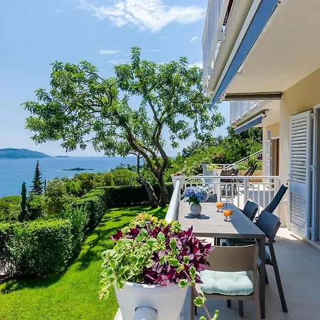 Apartment Sara Molunat